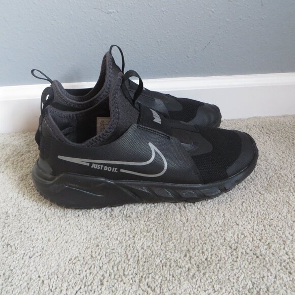 Nike Youth Flex Runner 2 (GS) Shoes Size 6.5Y Black Slip-on #DJ6038-001 - Picture 2 of 10
